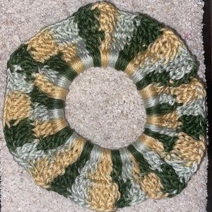 Hand made scrunchie 100% cotton